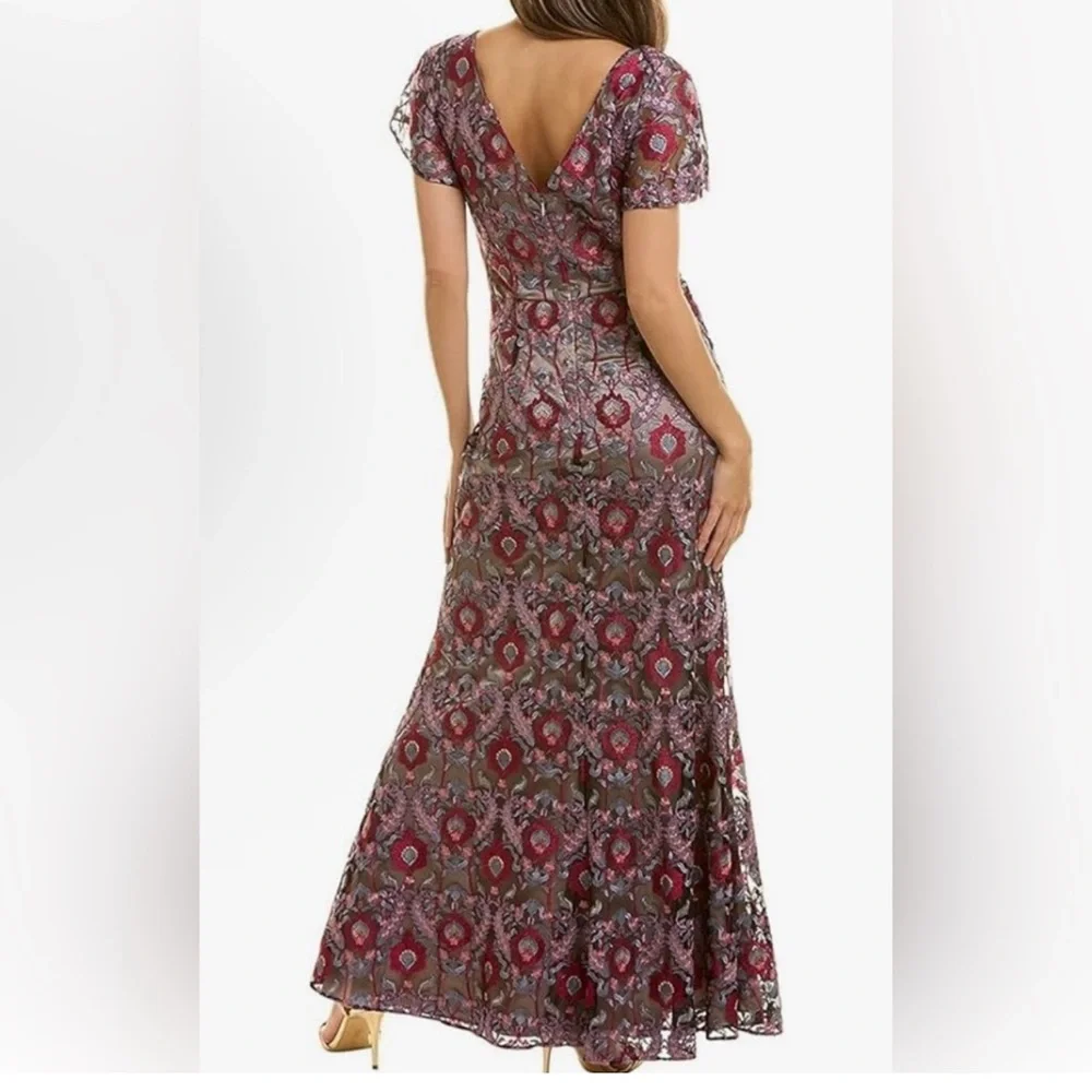Elegant Purple Patterned Women's Dress - Picture 2 of 10